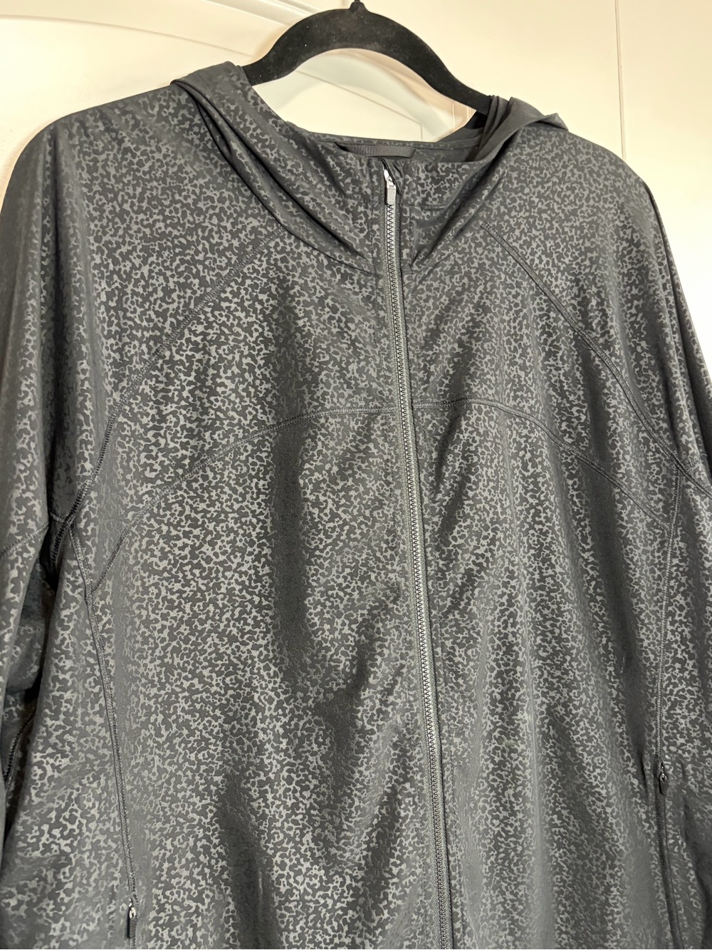 ATHLETA Running Free Printed Jacket Black Cosmos Hooded Running XL - Picture 7 of 15